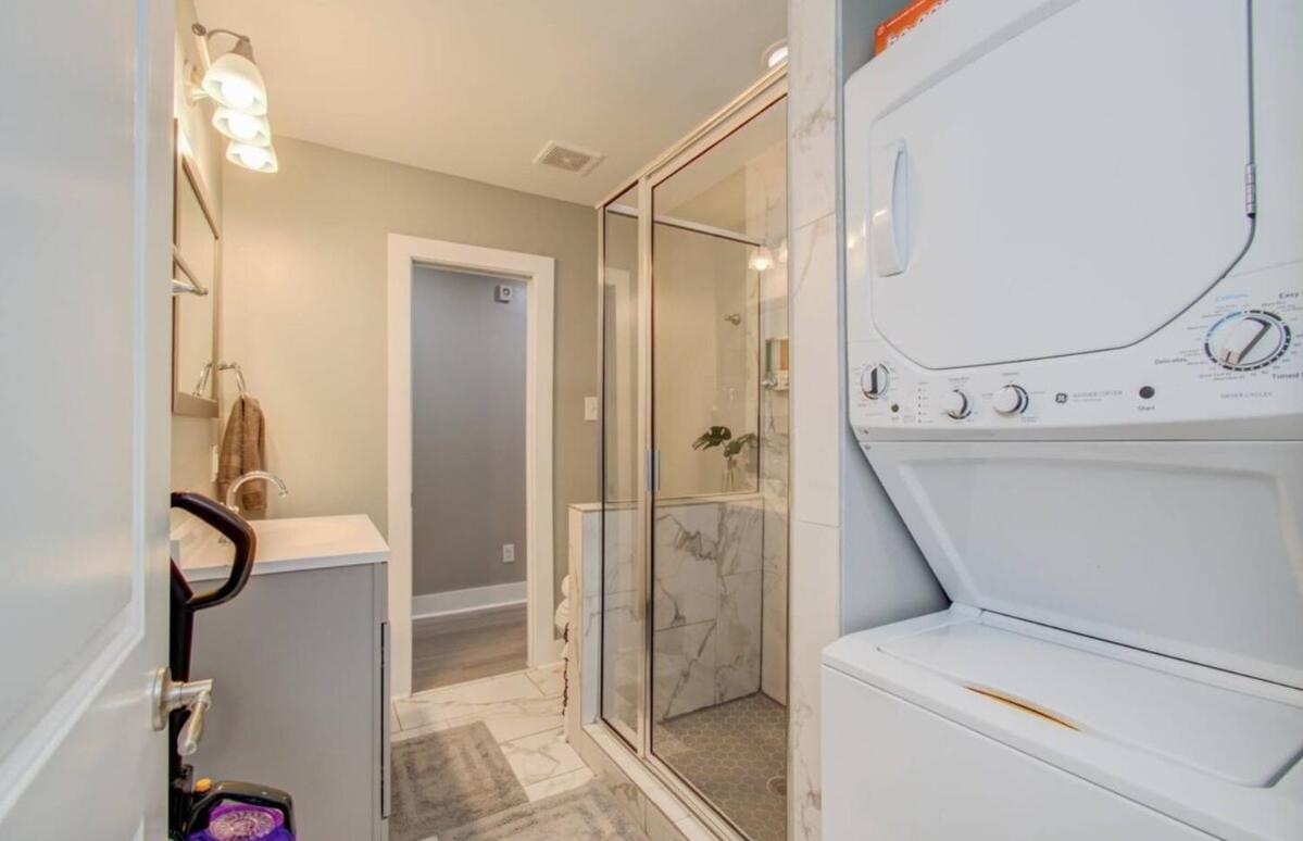 2-bedrrom Townhouse In *